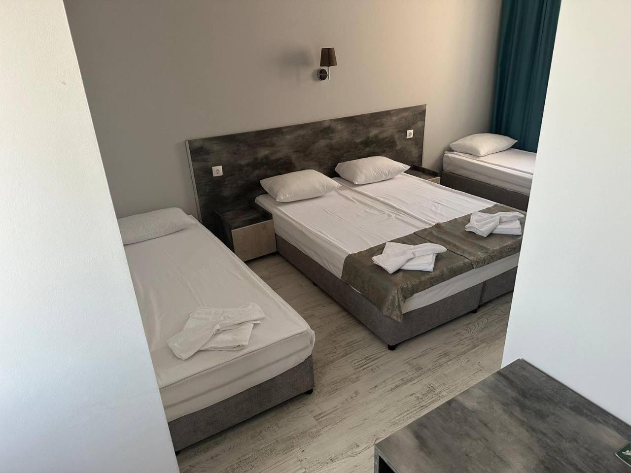 Studios And Apartments Pomorie Exterior photo